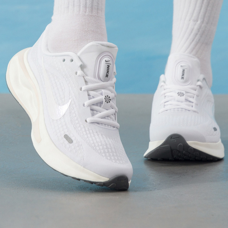 Nike Women's Shoes New Winter Model Journey Run Sports Casual Cushioning Wear-Resistant Running Shoes Fj7765