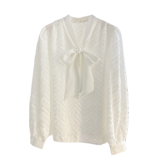 白色系带蝴蝶结羽毛流苏衬衫女秋设计感减龄气质飘带长袖雪纺上衣