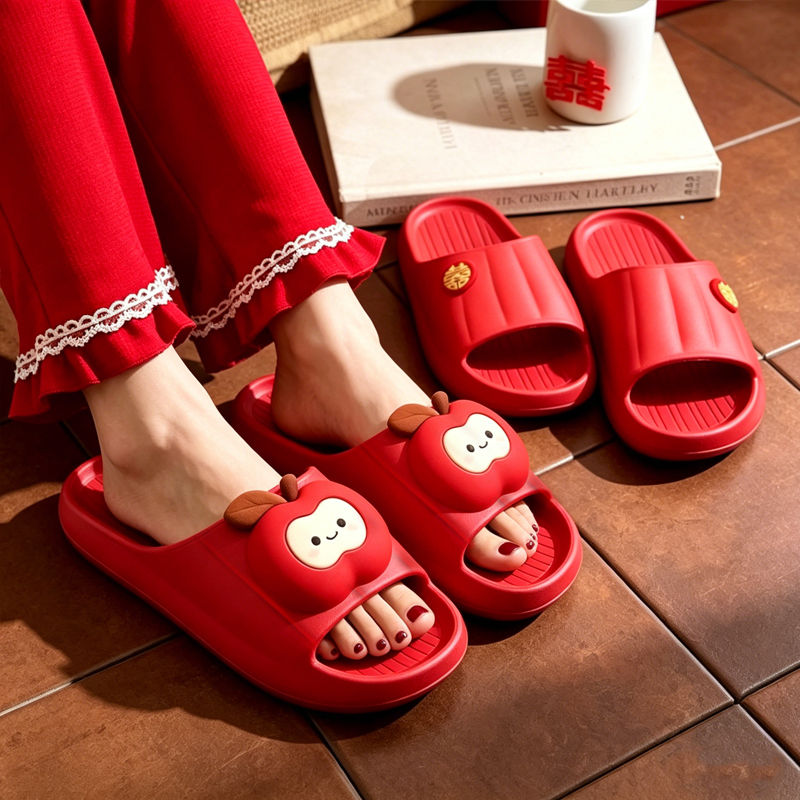 A Pair of Wedding Slippers for Summer, Festive Red Slippers for Couples, Bridal Slippers with a High-End Comfort Feel