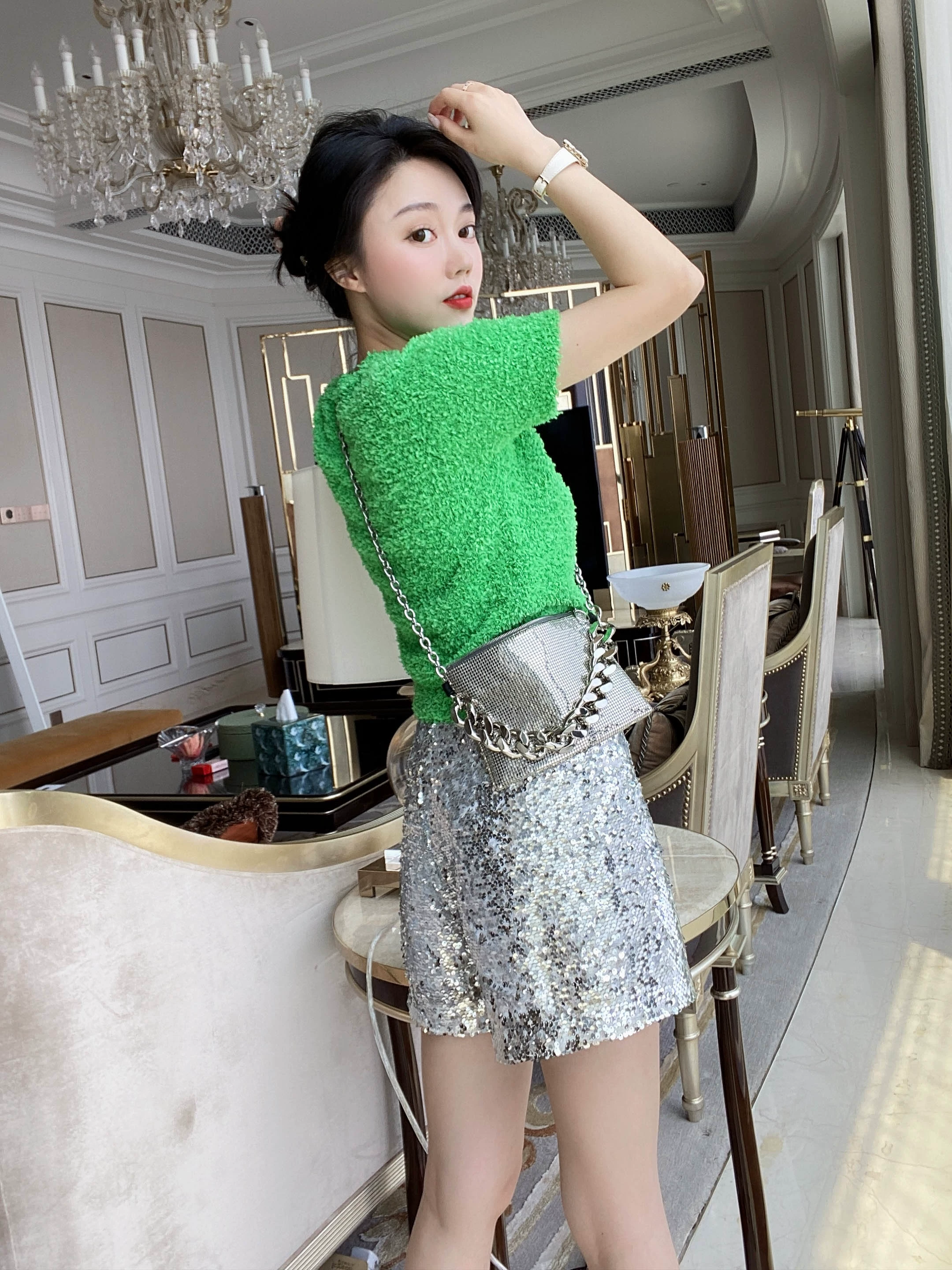 Zhang Ruini mùa hè mới hoang dã sequin bạc quần short dự trữ tư nhân - Quần short