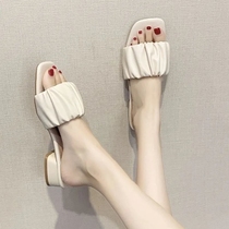 Slippers wear the new 2021 summer hundred and thick slippers in student fashion network red with a word drag