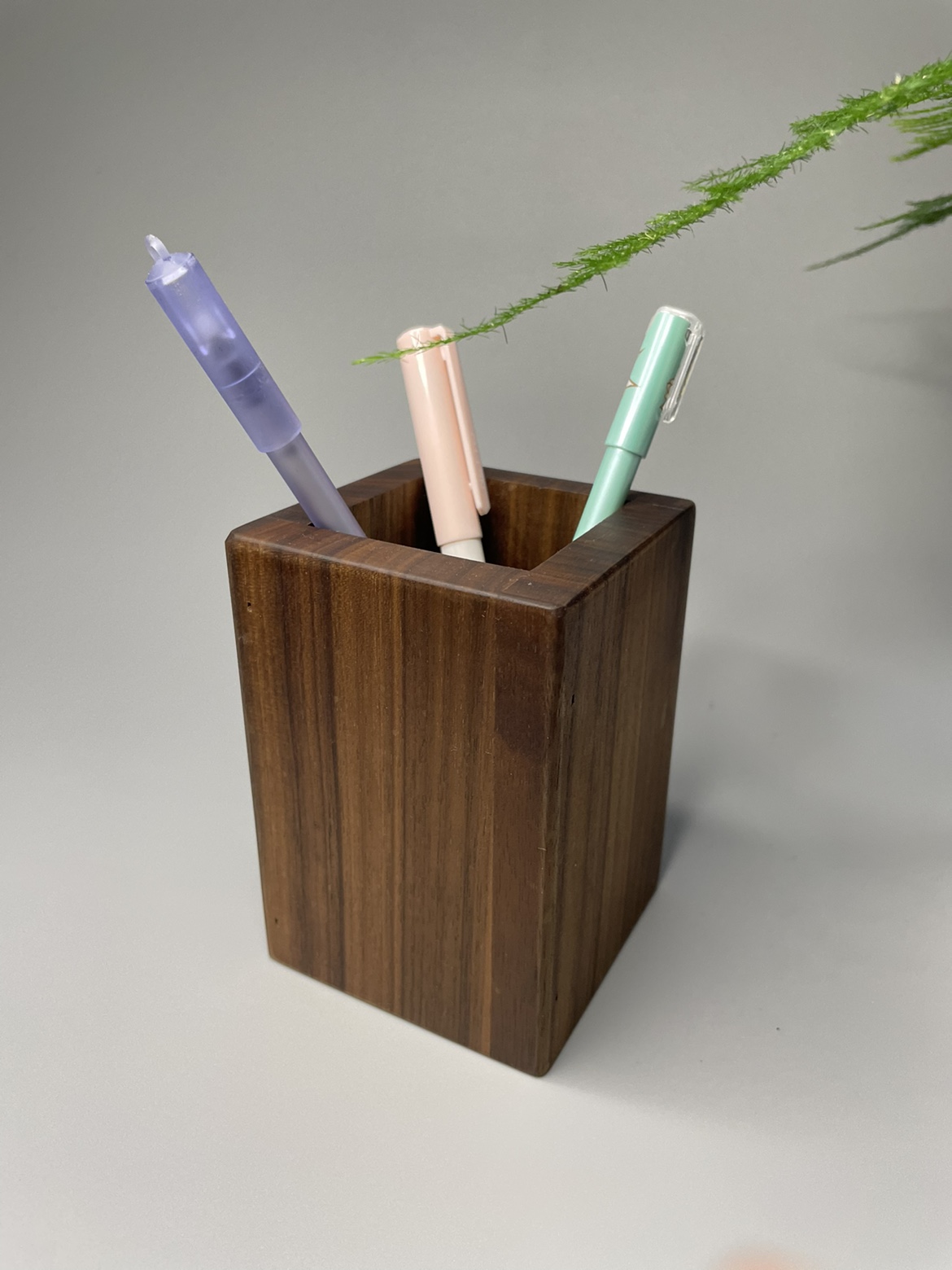 Black Walnut Wood Quality Pen Holder Creative Solid Wood Containing Box Office Concise Desktop Pendulum modern minimalist student use