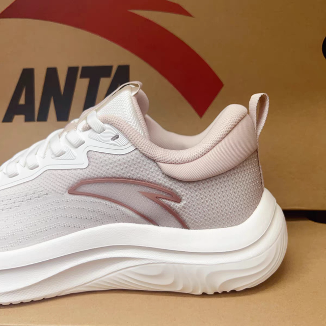 Anta Women's Lightweight Running and Training Shoes, Comfortable Casual Shoes, Versatile Breathable Walking Shoes 122537761R