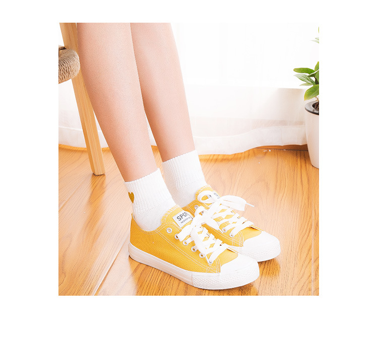 Vớ Nhật Bản mùa thu đông mới thêu dễ thương tình yêu nữ vớ cotton màu rắn dày cotton nữ phiên bản Hàn Quốc của vớ ống quan tat bong day