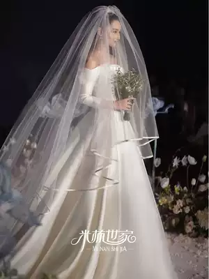 Zhang Xinyu star with super long soft yarn Hemming satin plain white simple covering Korean European style Tour double layer