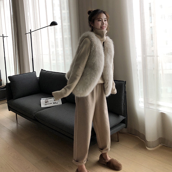 Stock Imitation Leather Grass Vest Lady Winter Short 2022 Henning new fox fur vest Warm Water Minced Fur Coat