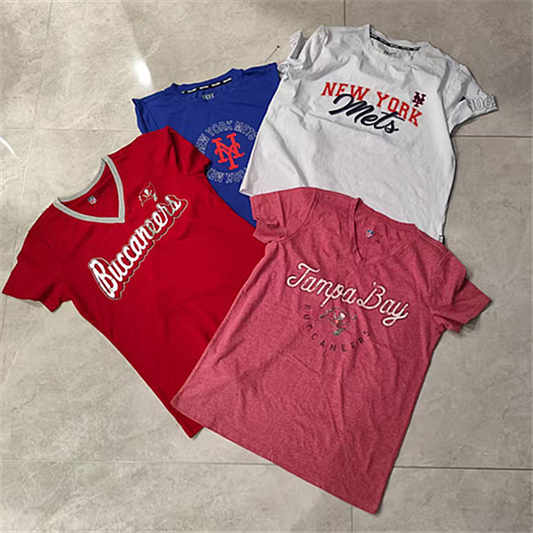 Clearance of Surplus Foreign Trade Goods: Women's Sports and Casual Miscellaneous Items with Logo Print, Short and Long Sleeve T-Shirts, Sample Stock at a Loss Clearance of Surplus Foreign Trade Goods: Women's Sports and Casual Miscellaneous Items with Logo Print, Short and Long Sleeve T-Shirts, Sample Stock at a Loss