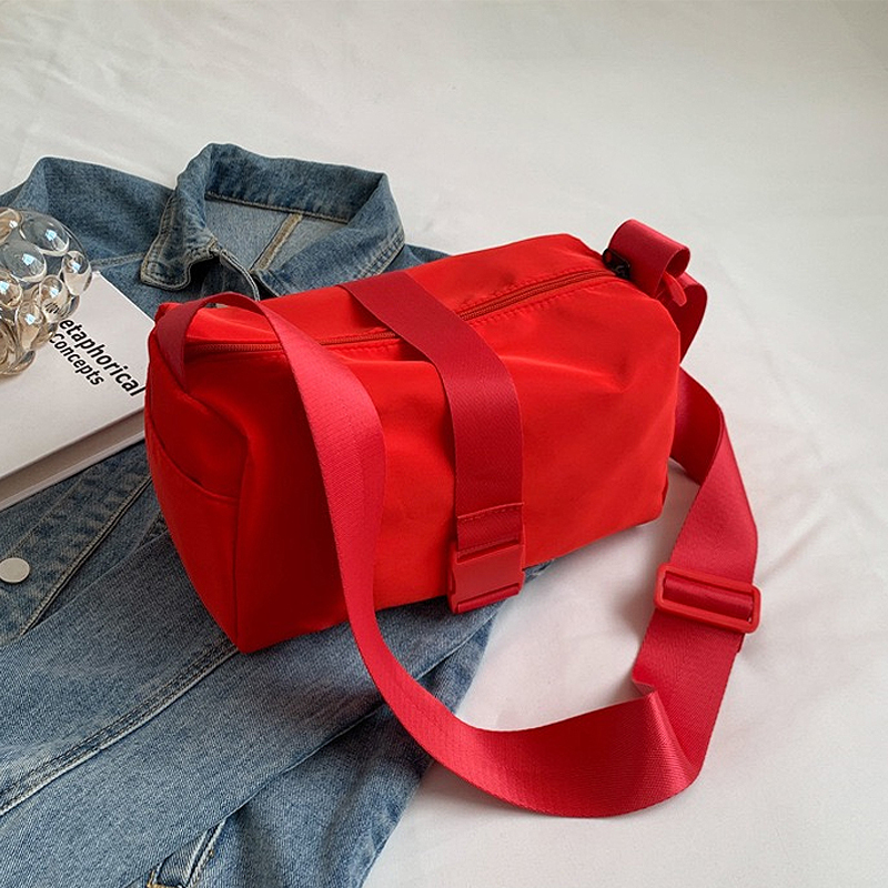 Large Capacity Toast Bag 2026 New Style Shoulder Crossbody Bag Travel Men's and Women's Sports Fitness Bag Red Yoga Bag Large Capacity Toast Bag 2026 New Style Shoulder Crossbody Bag Travel Men's and Women's Sports Fitness Bag Red Yoga Bag