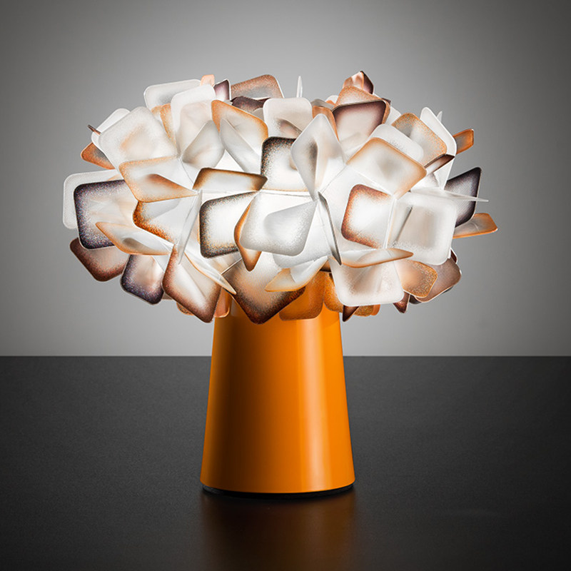 Italian SHHO Fashion Brief Modern Creative Living Room Book Room Desk Bedroom Florid Decoration Wedding Desk Lamp