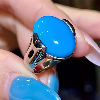 Pt900 platinum inlaid with natural high-quality sleeping beauty blue turquoise ring, simple and elegant, with good porcelain texture