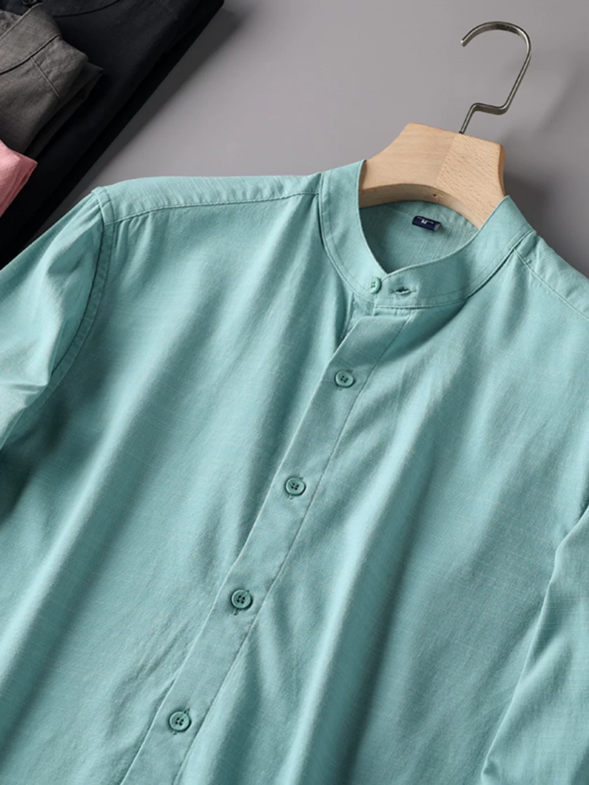 Comfortable breathable summer thin shirt for leisure