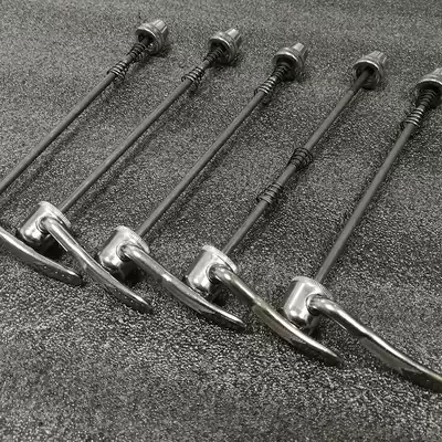 Cycling platform training table equipped with spare parts mountaineering bicycle rear wheel quick removal bar bicycle rear wheel