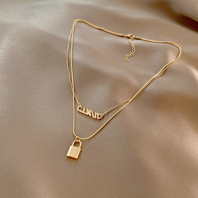 Shanghai Warehouse Spot Ottles Withdrawal Cabinet Clear Cabin 18K Gold Necklace Lock Bone Chain Outlets Women Accessories Olaidian