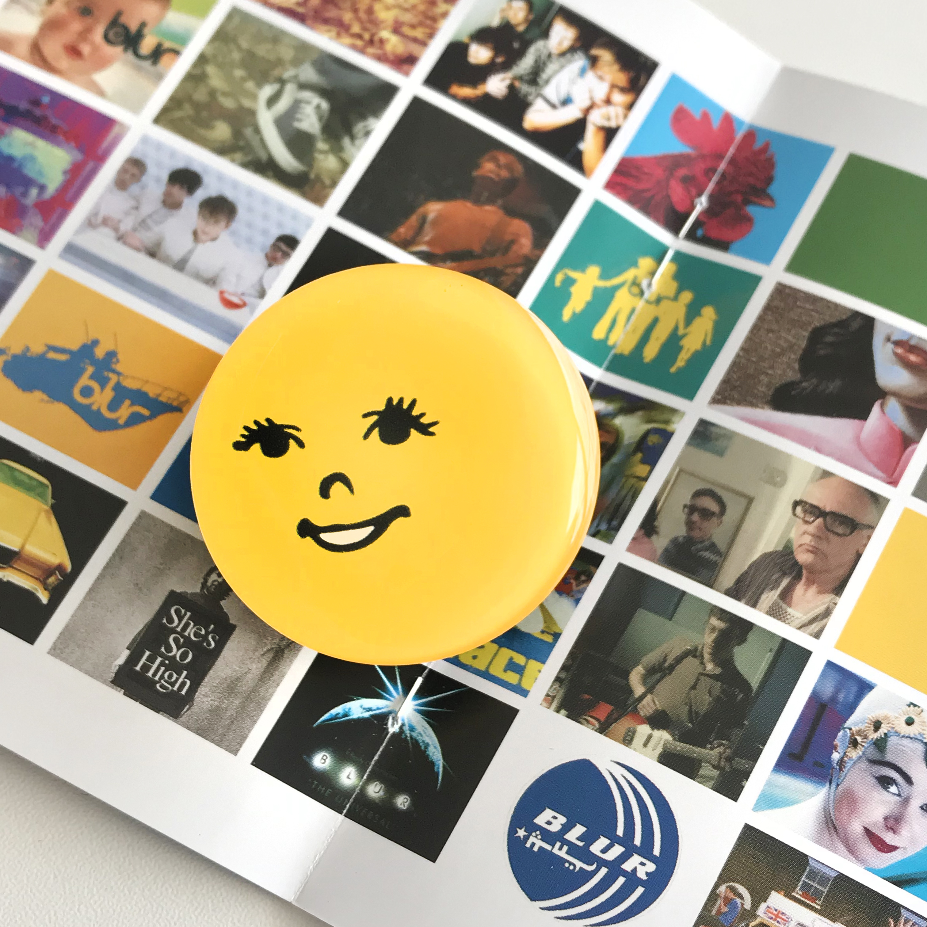 blur mobile phone air bag air cushion bracket retractable rock band perimeter Mr ok Burnt Magic Whip