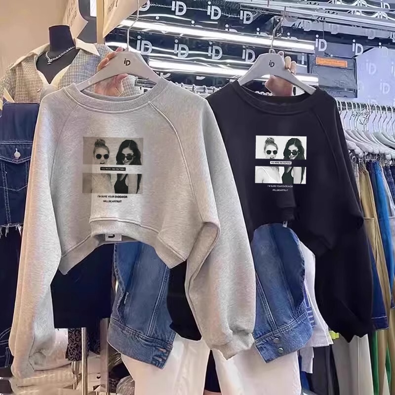 Fashionable and Stylish Slim-Fit High-Waisted Short Sweatshirt for Women 2026 New Spring and Autumn Thin Casual Loose Top for Petite Figures
