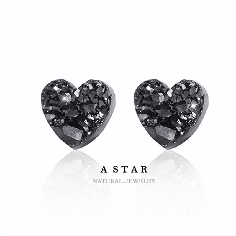 A STAR United States imported natural crystal cluster earrings heart-shaped female 925 sterling silver starry sky ore quicksand black net red
