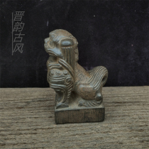 Natural green stone carving hollowed out desk Lion tea pet folk nostalgia craft of Yaoung Club Practical Collection