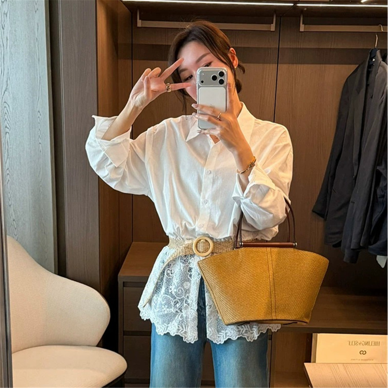 French-Style White Shirt for Women 2026 Early Spring High-End Commuter Wear Linen Shirt Loose Spliced Lace Top