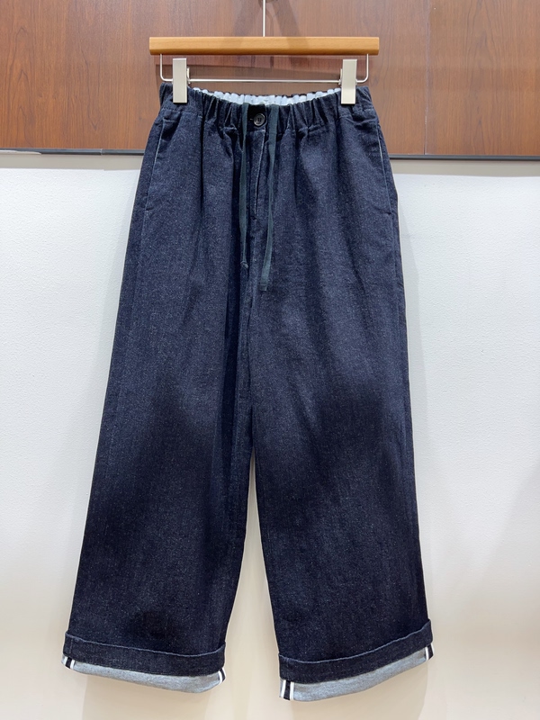 2026 Early Autumn New Japanese Retro Style Elastic Waist Drawstring Women's Loose Slimming Casual Cuffed Cropped Jeans 2026 Early Autumn New Japanese Retro Style Elastic Waist Drawstring Women's Loose Slimming Casual Cuffed Cropped Jeans