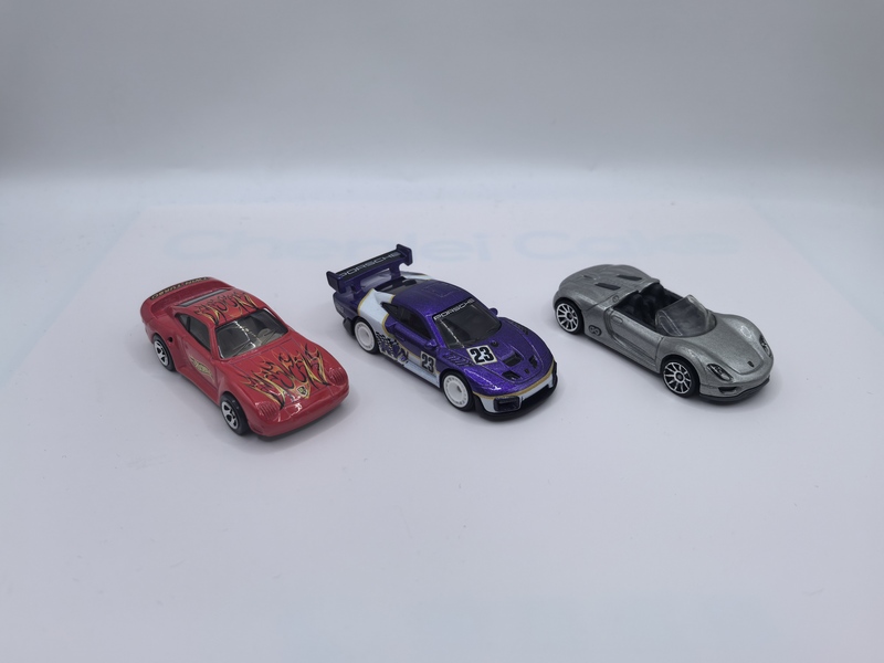 Hot Wheels Porsche Three-Car Set Iron Base 959 Culture 935 First Edition 918 Hot Wheels Porsche Three-Car Set Iron Base 959 Culture 935 First Edition 918