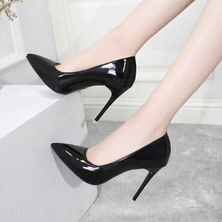 Shiny 10cm High Heels for Women, Stiletto Heels, Elegant Student Work Professional Shoes, Shallow Mouth, Versatile, Large Size Leather Shoes Shiny 10cm High Heels for Women, Stiletto Heels, Elegant Student Work Professional Shoes, Shallow Mouth, Versatile, Large Size Leather Shoes