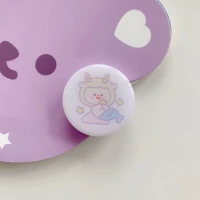 Оранжево-красный