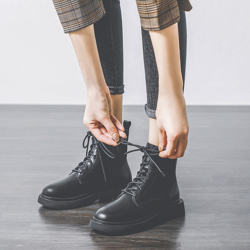 2020 Autumn new leather Martin boots female English spring and autumn single boots short boots black boots side zipper