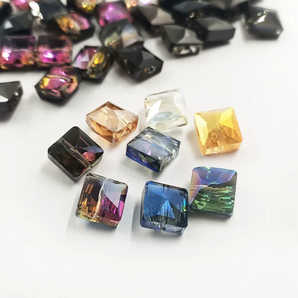 Товары от 琪琪水晶配件商行