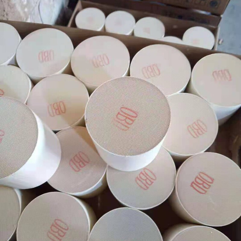 Suitable for Three-Way Catalytic Converter Carrier Core Ceramic Core Suitable for Three-Way Catalytic Converter Carrier Core Ceramic Core