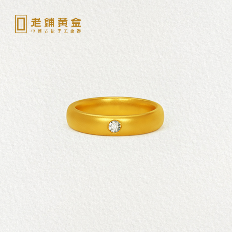 Old Paving Point Drilling Ancient Method Handmade Hearty Rhino Gold Studded Diamond Female Ring Finger Gold Ring