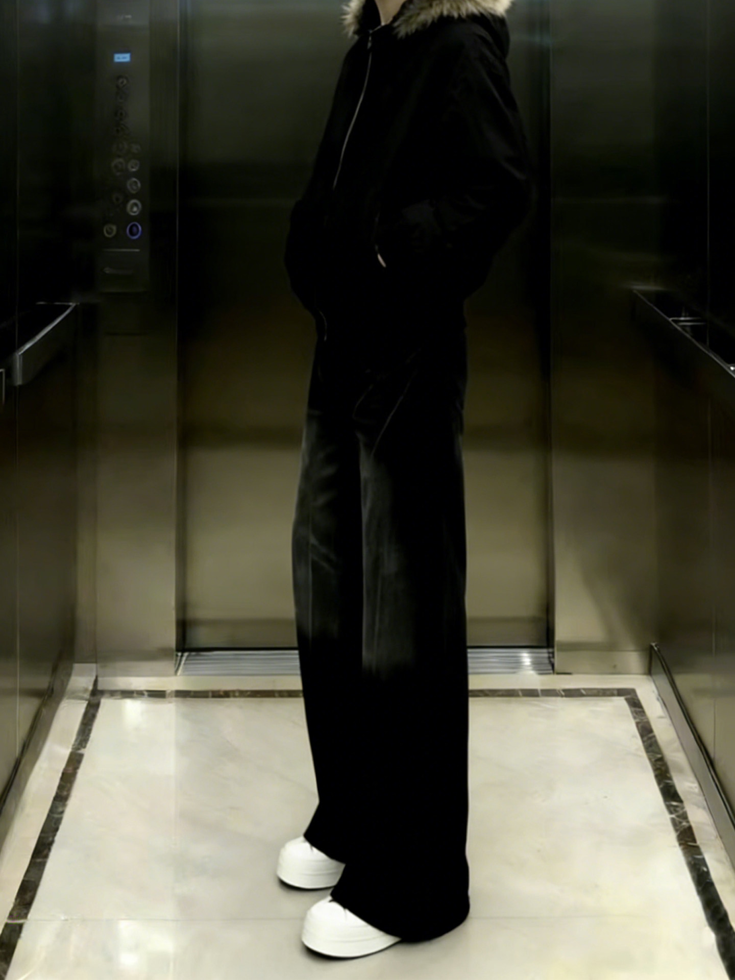 Cleanfit Washed Black Flared Jeans for Men, American Retro Vibe Scimitar Pants, Slimming Wide-Leg Pants