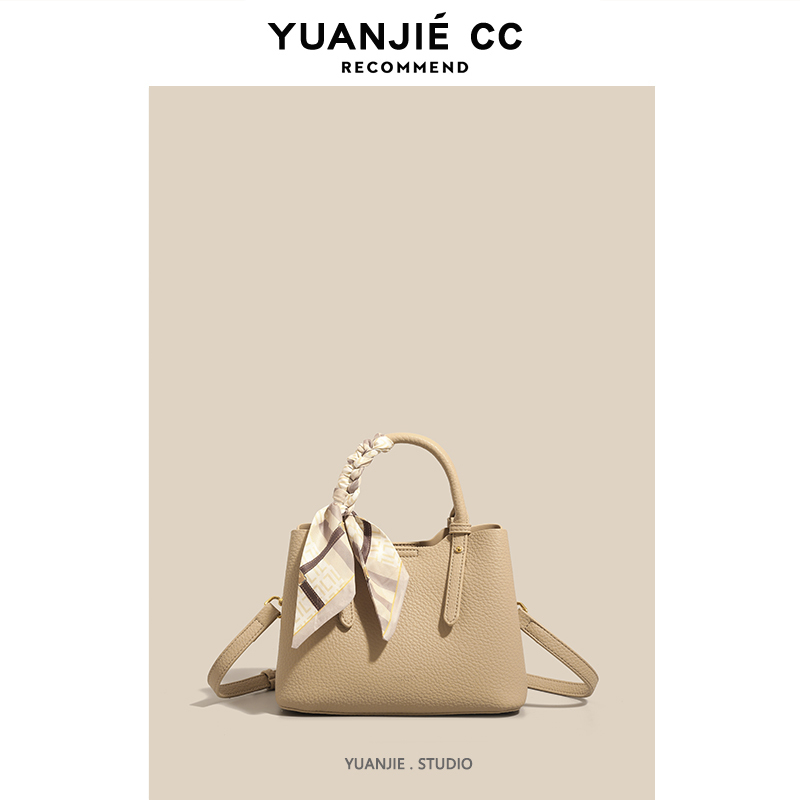 Genuine Leather Women's Bag 2026 New Model Ladies' Handbag with a High-End, Light Luxury and Elegant Feel, Suitable as a Gift for Mom, Single Shoulder Small Crossbody Bag Genuine Leather Women's Bag 2026 New Model Ladies' Handbag with a High-End, Light Luxury and Elegant Feel, Suitable as a Gift for Mom, Single Shoulder Small Crossbody Bag