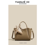 Демисезонная небольшая дизайнерская модная сумка на одно плечо, из натуральной кожи