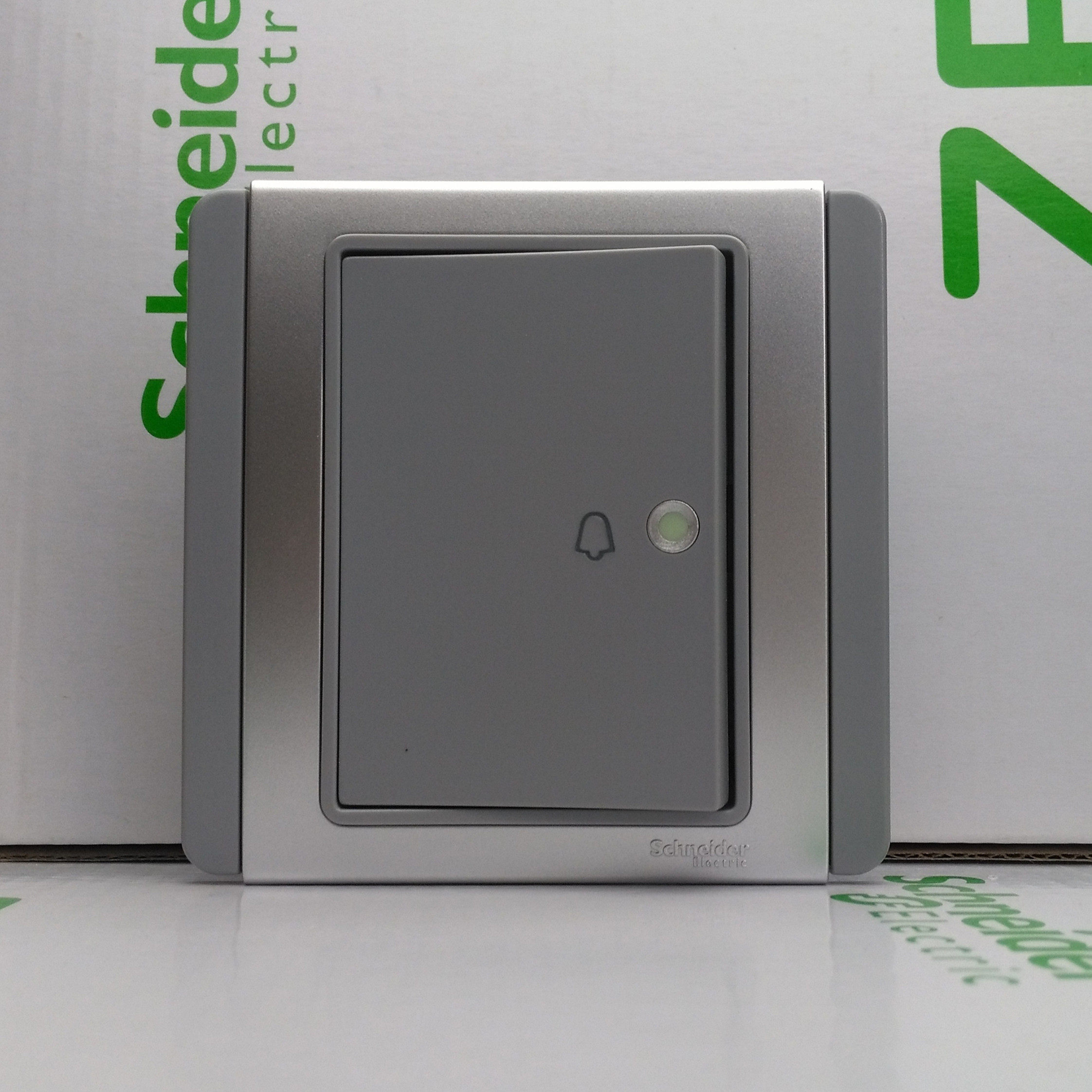 Schneider Qisheng E3000 Metropolis gray silver with fluorescent horizontal large press board