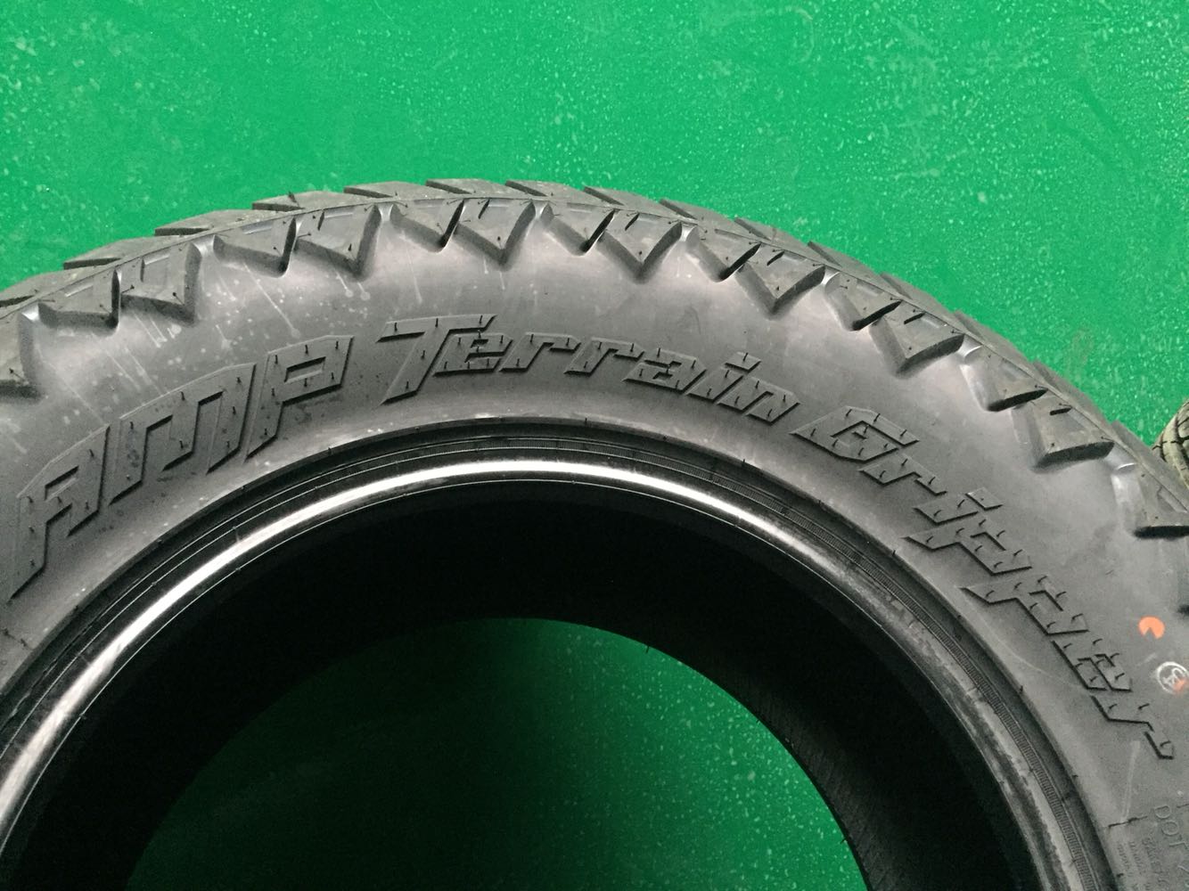 Shield wheel AMP off-road tire 37x13.5r 20 305/65R17 35X12.5R/75 16 285/70R17