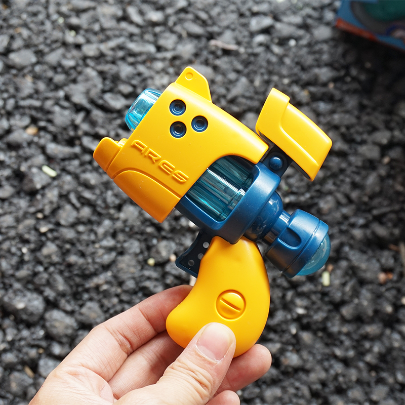 Cartoon small Q pistol Children sound and light music Electric small pistol Mini eight sound gun light music boy toy