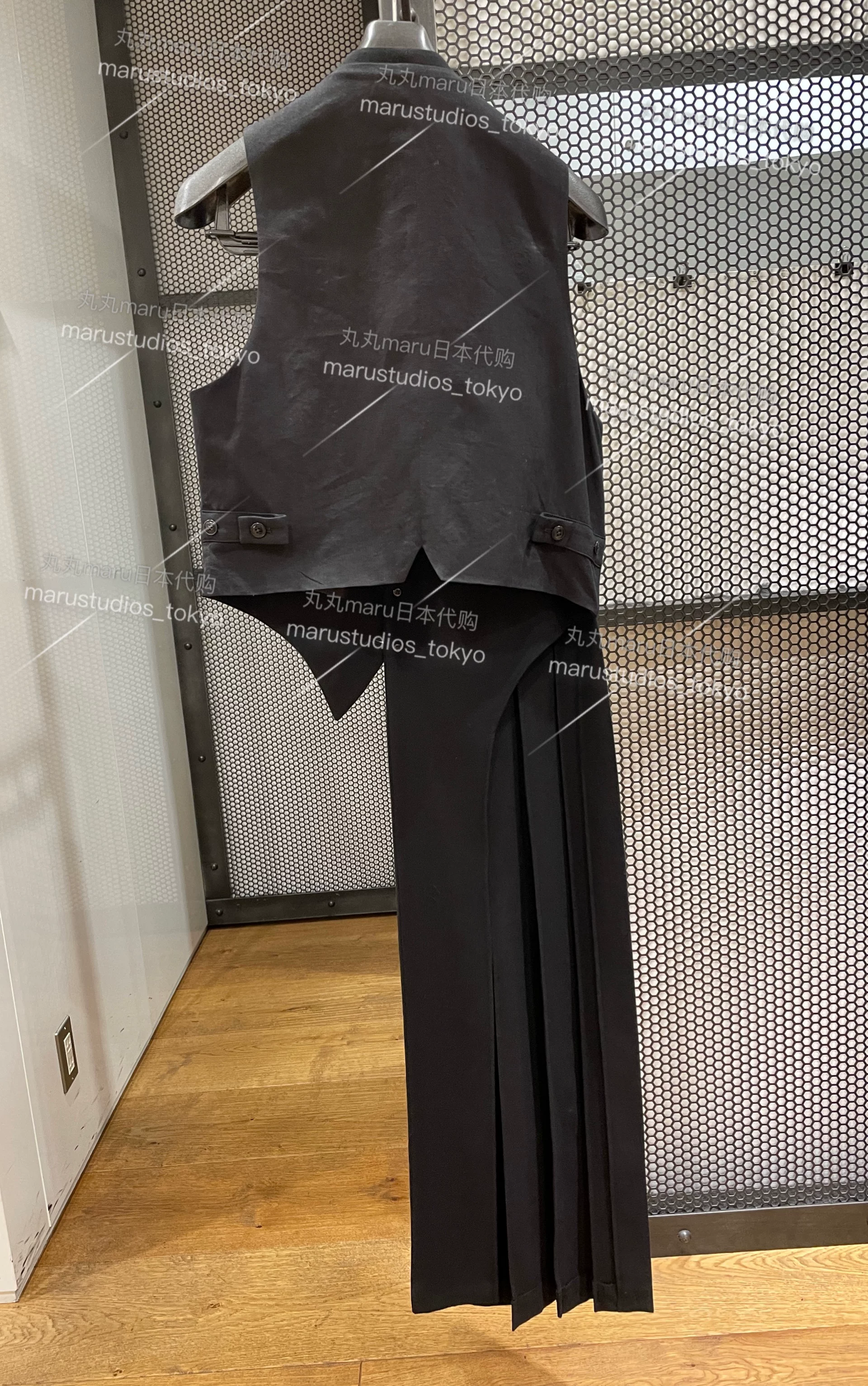 Японское агентство покупок с бесплатной доставкой 22aw Yohji Yamamoto Yohji асимметричный односторонний складной жилет