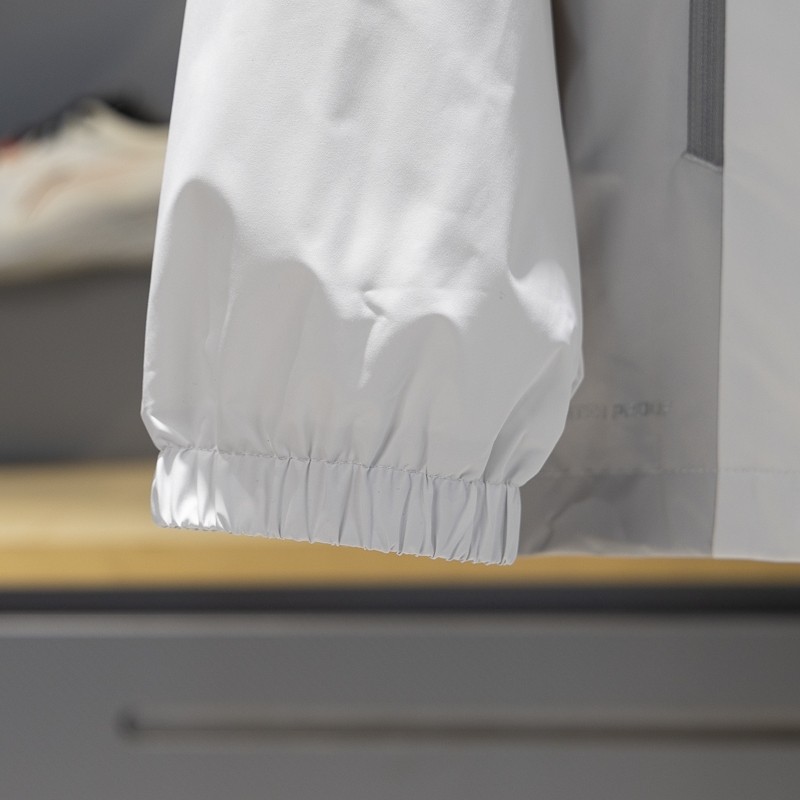 Li-Ning Group Purchase Series Water-Repellent Sports Windbreaker Men's 2026 Spring New Woven Versatile Loose Thin Jacket