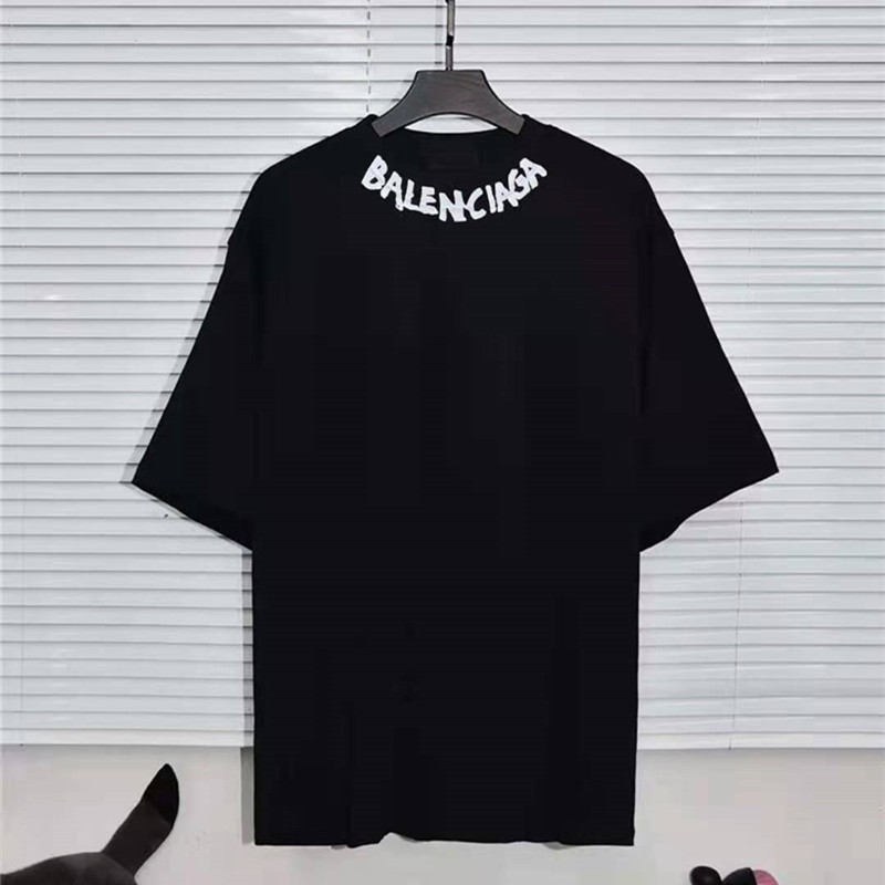 Blacksummer Paris Fashion and leisure Short sleeve T-shirt Neckline letter printing easy Big size men and women new pattern Chaopai jacket