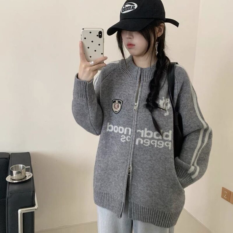 American Retro Style Zip-Up Stand Collar Cardigan Sweater for Women, Early Spring Lazy Style, Loose Fit, Outerwear or Inner Layer Knit Jacket Top
