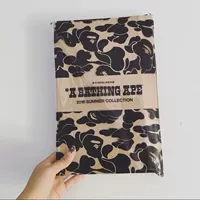 Оригинальная коробка, черный цвет.