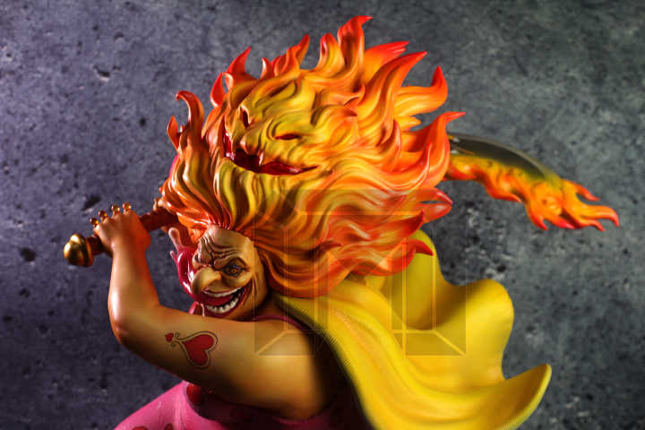 Chế độ chơi chùa dì Haizi loạt hoàng đế - Charlotte Ling Ling BIG MOM tượng tay - Capsule Đồ chơi / Búp bê / BJD / Đồ chơi binh sĩ mô hình búp bê