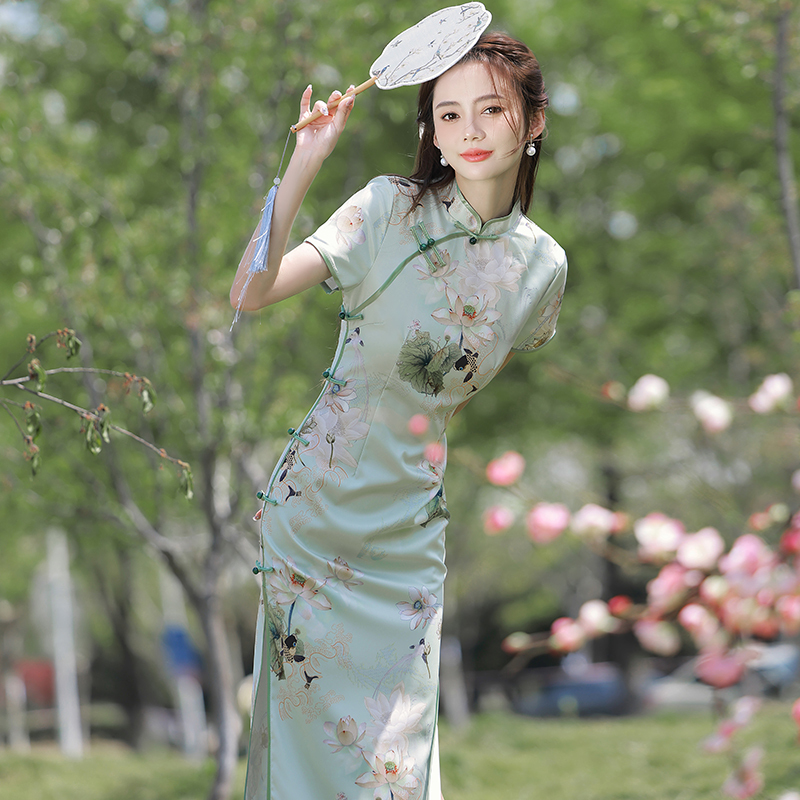 Long Cheongsam New Style 2026, Youthful Summer Version for Young Girls, Improved for Everyday Wear, Suitable for Exams, Elegant Retro Chinese Style