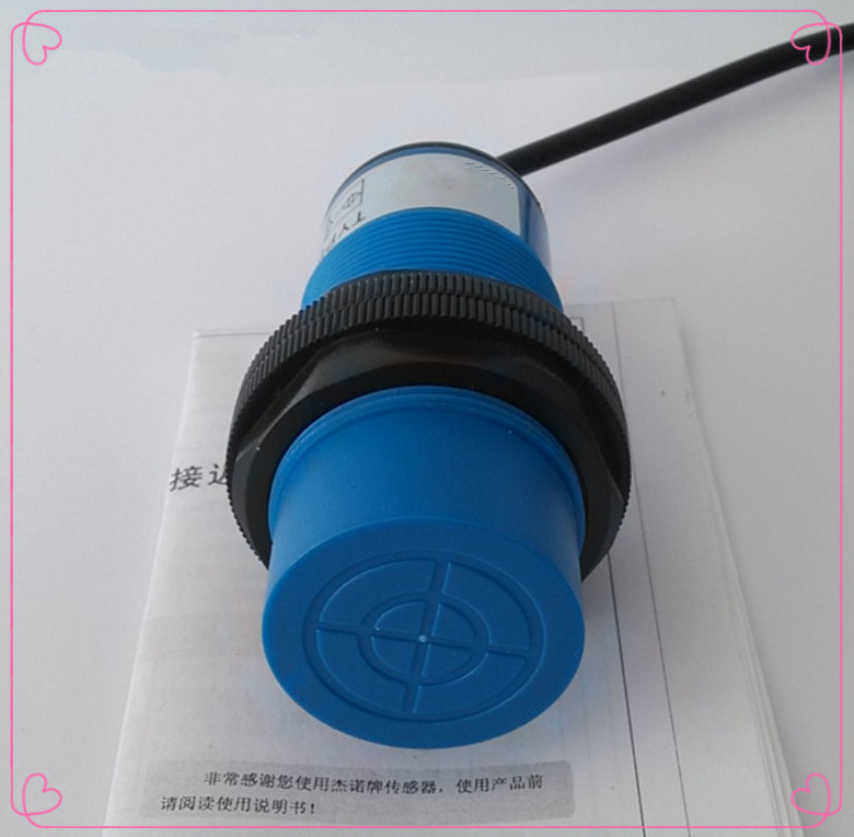 CM35-3025PA capacitive proximity switch diameter M35 DC 3-wire PNP normally open