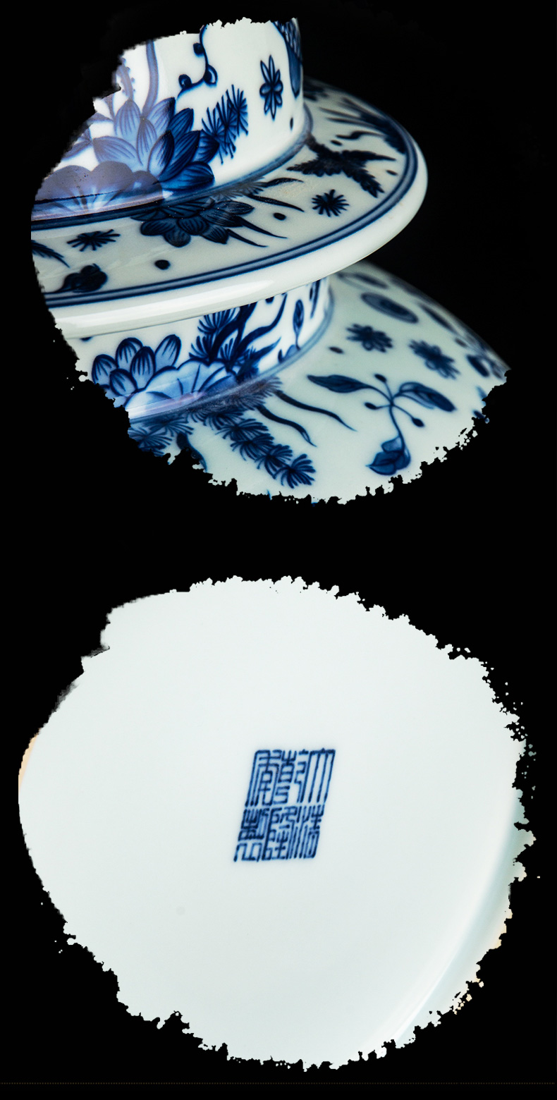 Better sealed up with jingdezhen ceramic vase furnishing articles sitting room new Chinese blue and white month have fish fish algae general tank