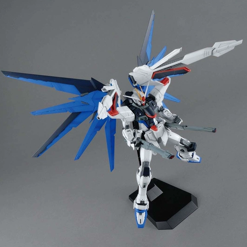 IWC 1/100 бесплатно до 2,0 модели сборки свободы Gundam Seed
