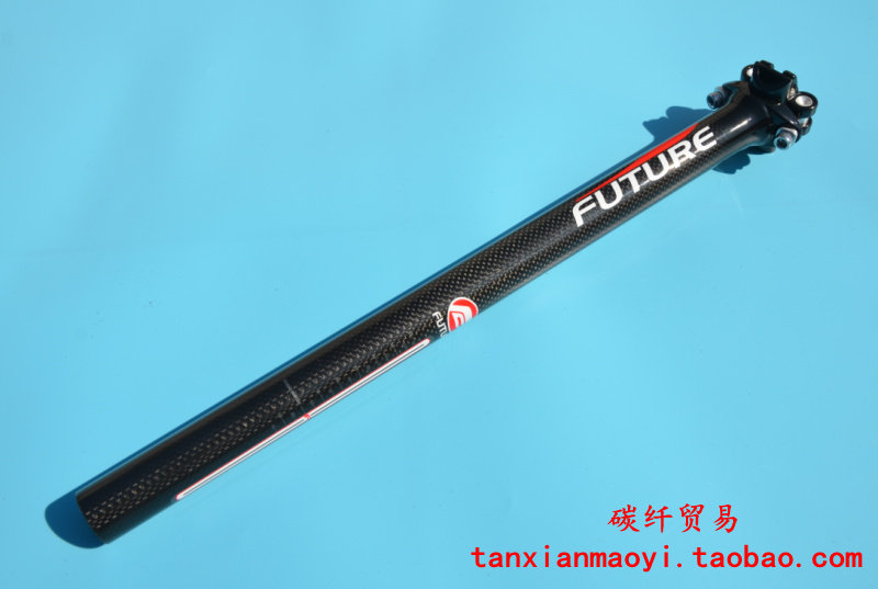   Full Carbon Fiber Mountain Road Bike Seat Tube Biking Bike Sitting on a Red Label