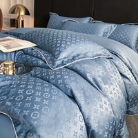 Луи Bentley Blue Plaving Flower