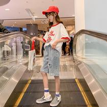 Korean girl cartoon short sleeve T-shirt summer wear 2021 new Korean version of the big boy five-point ripped jeans set