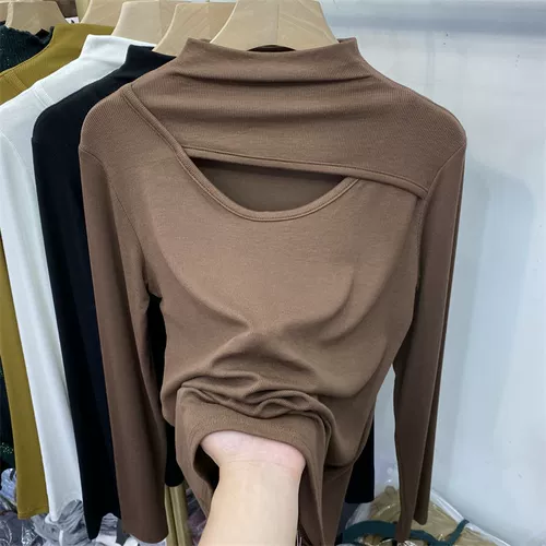 Бархатный дизайнерский осенний базовый приятный телу лонгслив, тренд сезона, высокий воротник, 2023